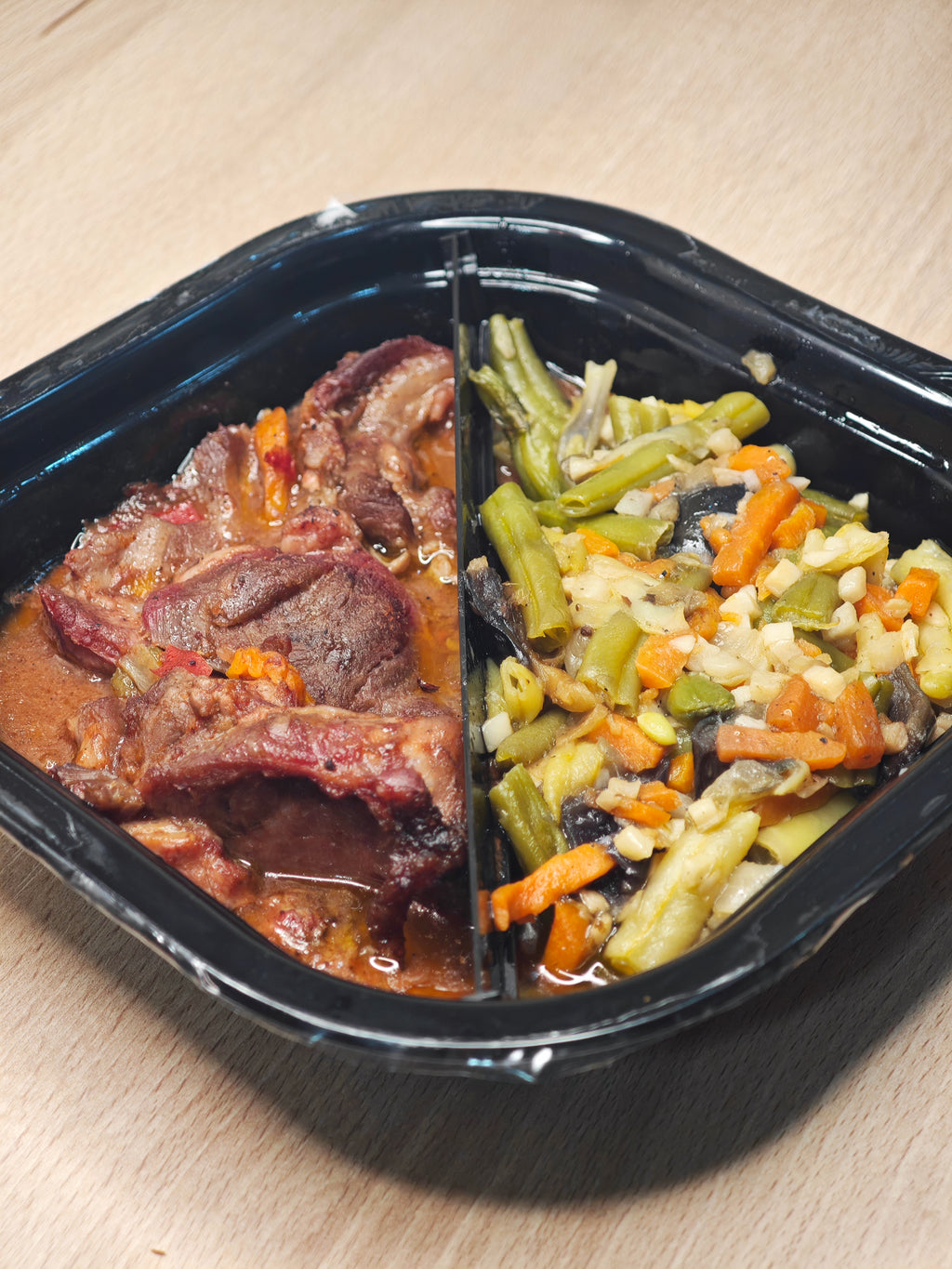 Carrillada al Oloroso con Verduras